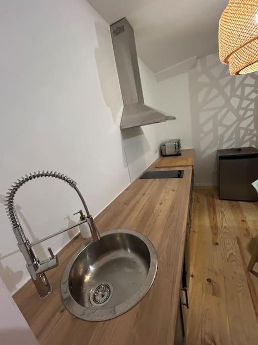 Appartement Le Floral à Carcassonne Extérieur photo